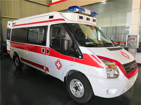 蕉岭县福特V362救护车